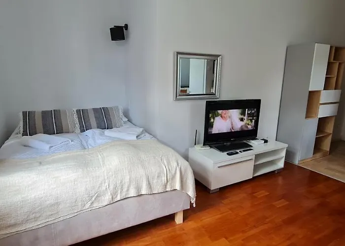 Everysky - Konstytucji 3 Go Maja 66-2 *