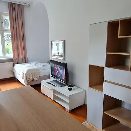 Everysky - Konstytucji 3 Go Maja 66-2 Appartement *